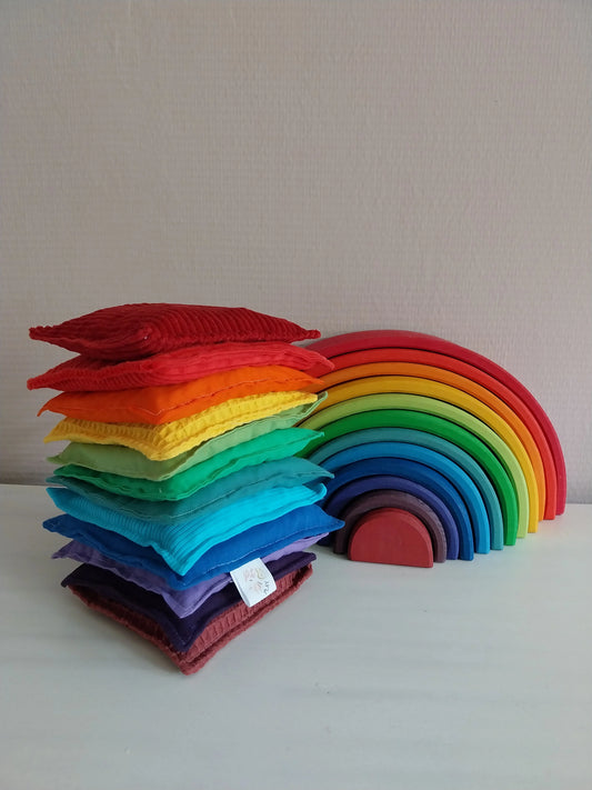 🌈 Sensorische Pittenzakjes – Set van 12 Regenboog Pittenzakken – Combineer met Grimm’s Regenboog & Stapelstein - Pit and play