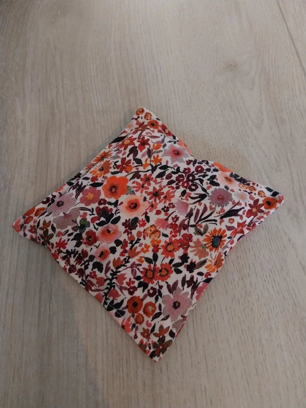 Vrolijk bloemenprint pittenzakje speelgoed