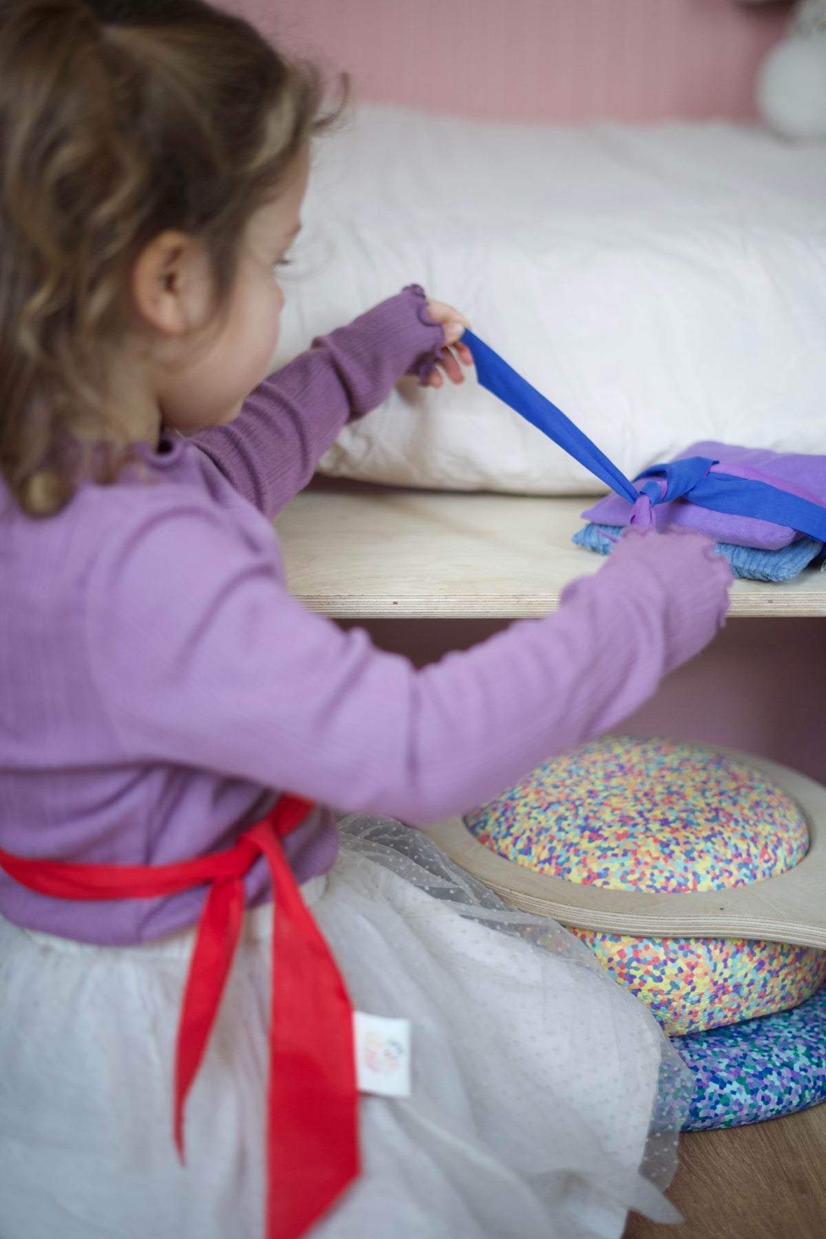 Back in stock soon: Cotton rainbow colored play ribbons, 6 pieces