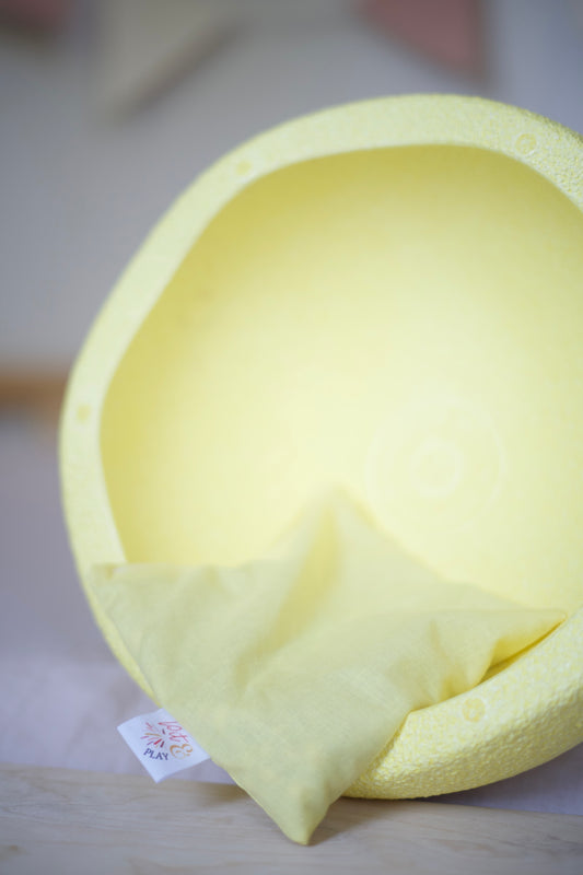 Pastel geel pittenzakje Stapelstein speelgoed